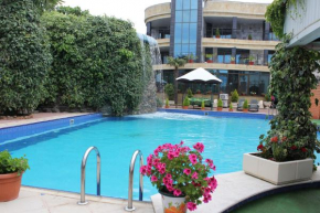 Ekipazh Hotel